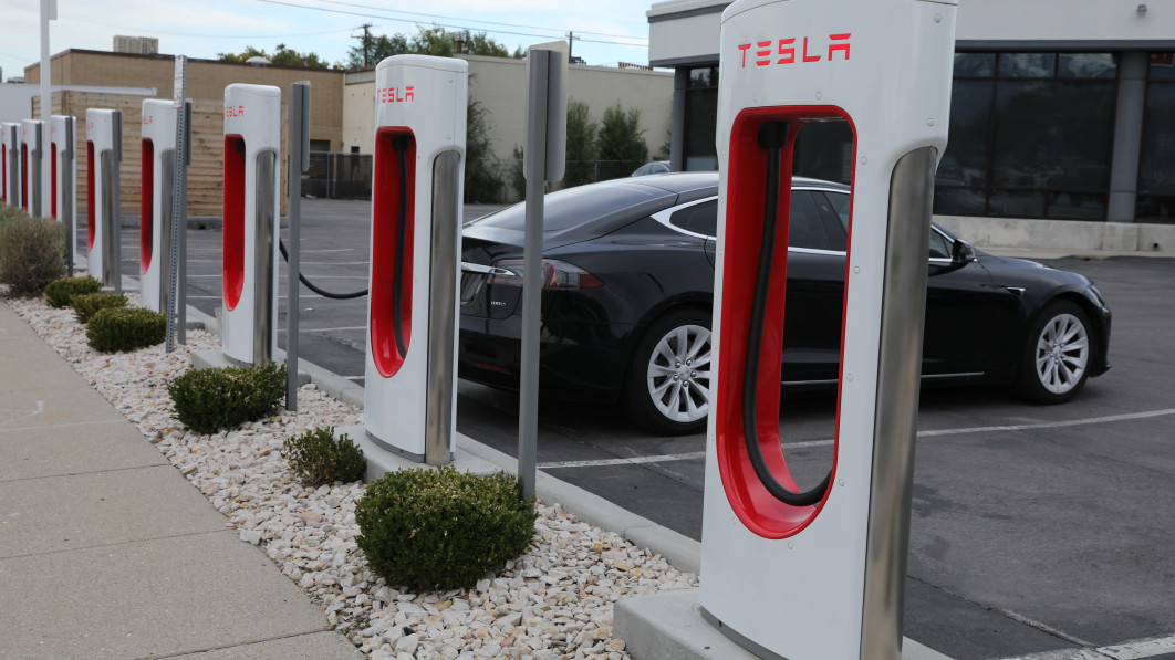 Tesla’s EV charging team layoffs threaten to slow Biden’s program to electrify highways – Autoblog