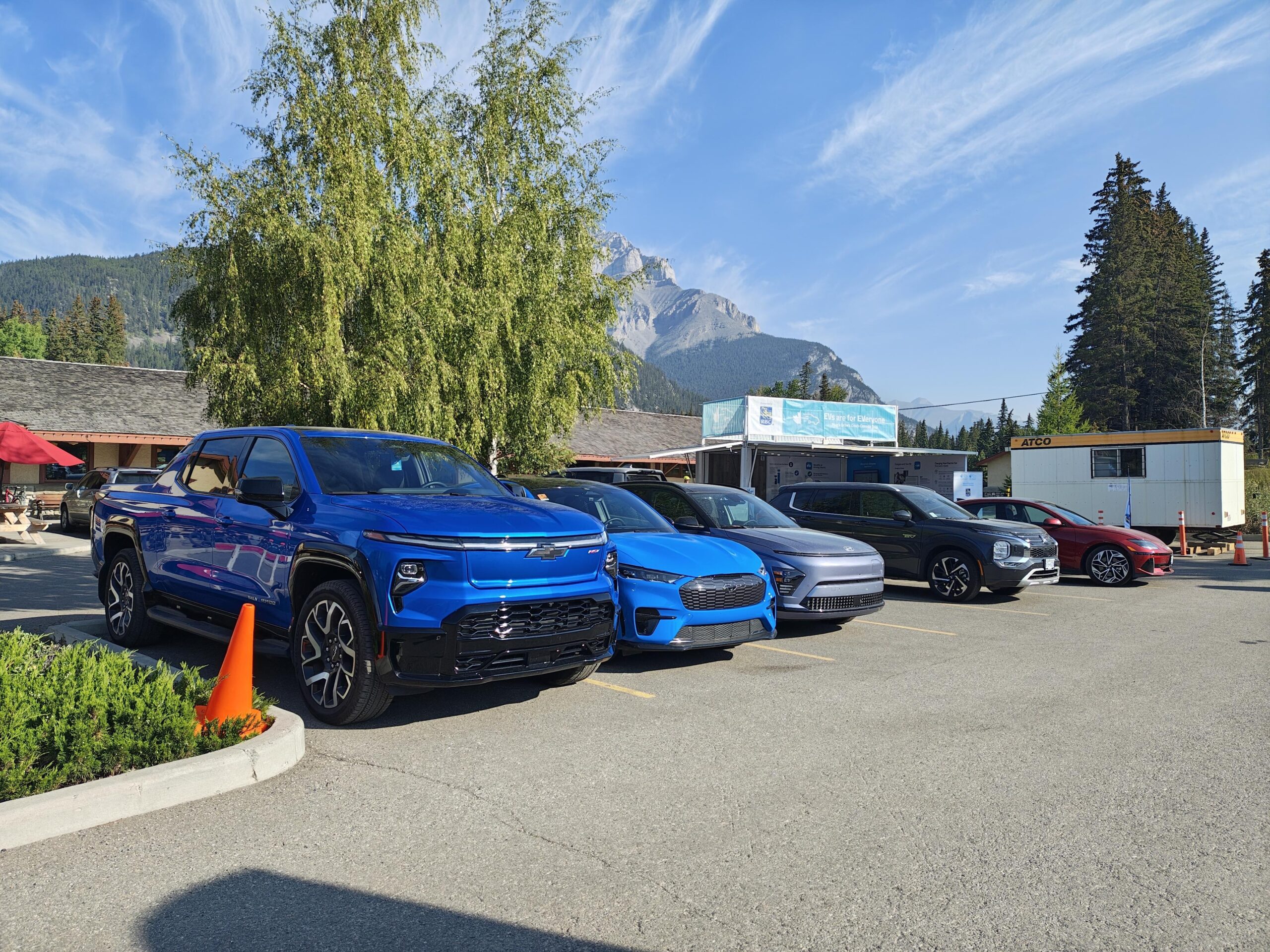 Plug’n Drive Cross-Canada EV Tour Concludes Western Leg in Canmore With Free Test Drives and Chance to Win 250,000 RBC Avion Points! – Plug’n Drive Canada